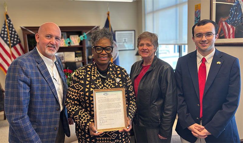 Del. Anthony with Virginia ACTE representatives